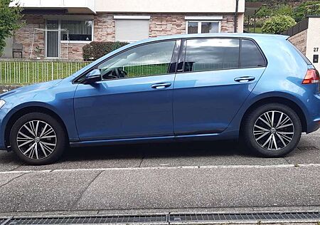 VW Golf Volkswagen 1.2 TSI BlueMotion Technology Allstar