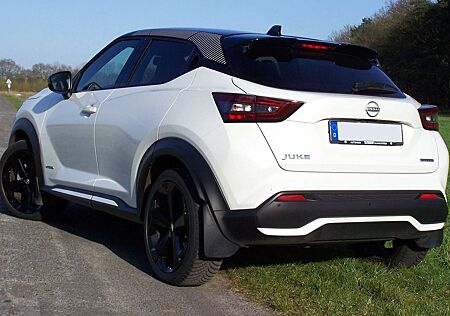 Nissan Juke 1.6 Hybrid 4AMT Premiere Edition