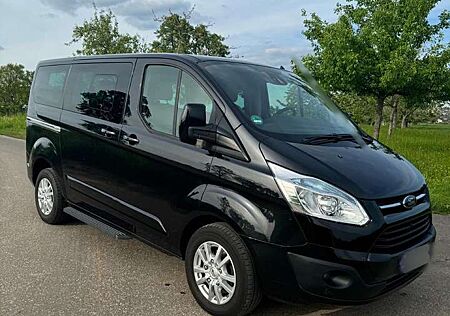 Ford Tourneo Custom 300 L1H1 Titanium