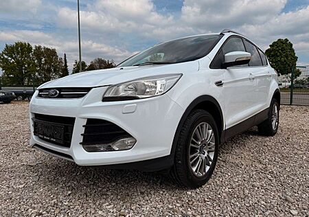 Ford Kuga Titanium NEU TÜV, Service