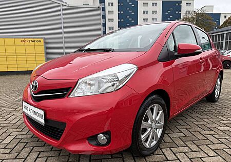 Toyota Yaris Cool/1HAND.