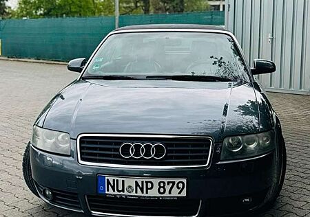 Audi A4 Cabriolet 3.0 sehr guter Zustand