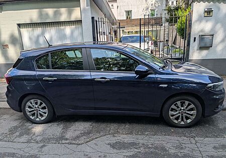 Fiat Tipo 5-Türer 1.4 16V Lounge