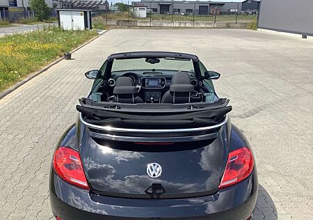 VW Beetle Volkswagen The Cabriolet 1.2 TSI (Design)