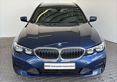 BMW 318 dA Tour. Advantage Navi.LED.DriveAs.RüKam.DAB