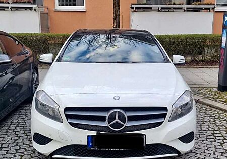 Mercedes-Benz A 180 BlueEfficiency (176.042)