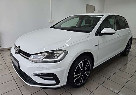 VW Golf Volkswagen VII Lim. 2.0 TDI Highline R Line LED Virtual