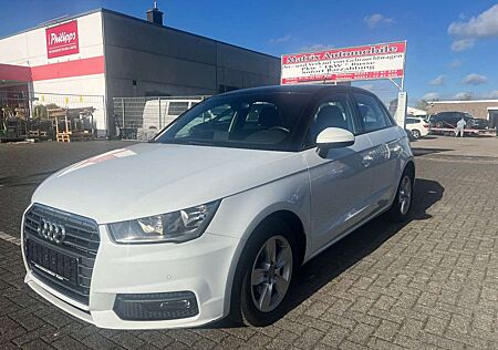 Audi A1 Sportback basis, navi,Euro6,Klima