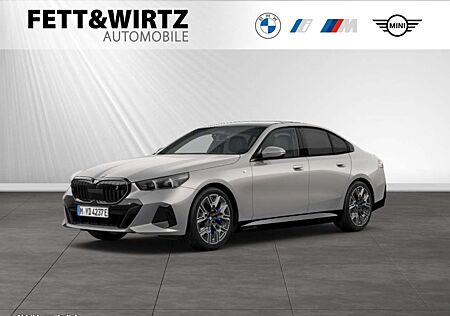 BMW i5 eDrive40 M Sport Pro|AHK|Panorama|H/K