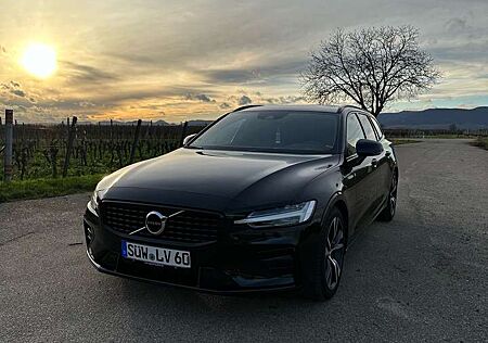 Volvo V60 B4 D Geartronic RDesign