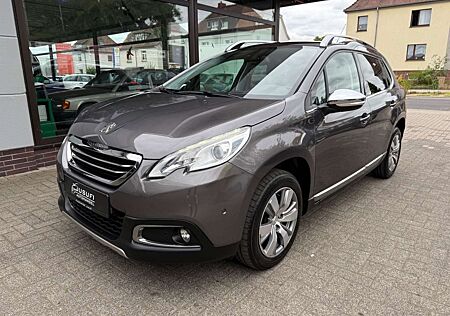 Peugeot 2008 Allure /1.Hand/Navi/