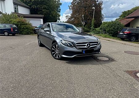 Mercedes-Benz E 200 E200 Avantgarde Automatik Garantie