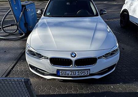 BMW 320d 320 Touring Sport Line