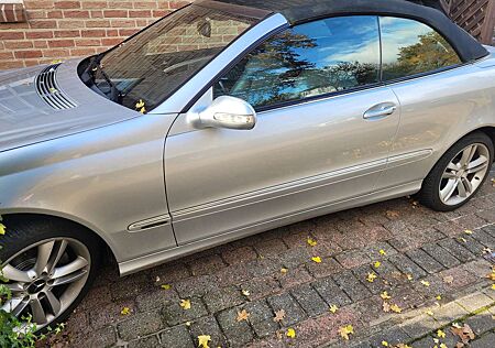 Mercedes-Benz CLK 200 CLK Cabrio 200 Kompressor Automatik Avantgarde