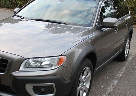 Volvo XC 70 XC70 D5 AWD Aut. Momentum