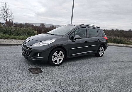 Peugeot 207 Premium Klima* TÜV Neu* Top Zustand*