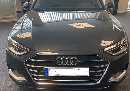 Audi A4 35 TFSI advanced