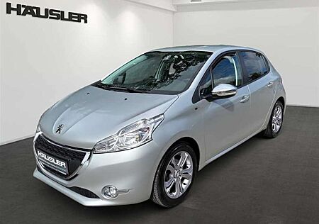 Peugeot 208 1.2 VTi 82 Style Klima, Einparkhilfe hinten,