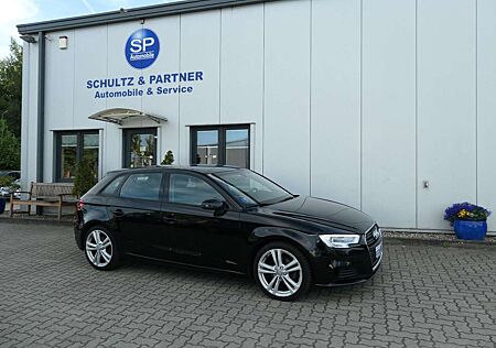 Audi A3 Sportback sport // Scheckh., R-Cam, Sitzh.,