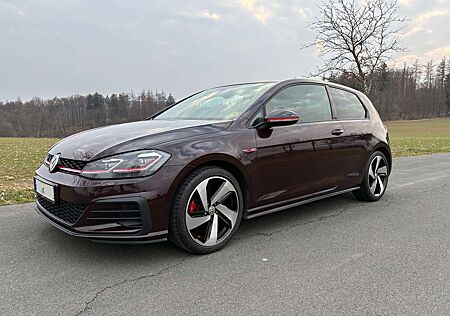 VW Golf GTI Volkswagen Golf 7 GTI Performance | DSG | 34.000 km | 1.Hand | Sonderfarbe - Black Rubinrot Metallic | Sammlerzustand