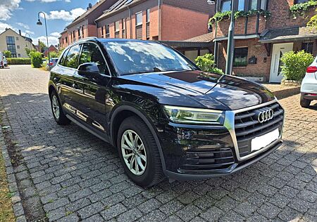 Audi Q5 2.0 TDI sport,1.Hand,Leder,Bi-Xenon,EURO6,Navi
