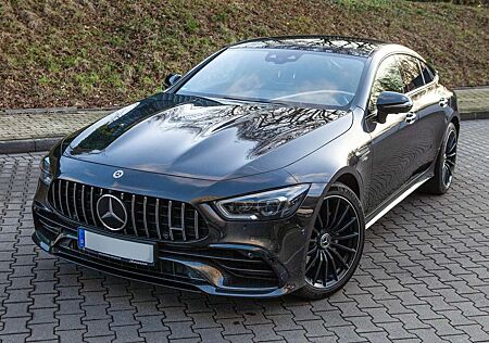 Mercedes-Benz AMG GT 53 4Matic+ Coupe 4D AMG Speedshift TCT 9G