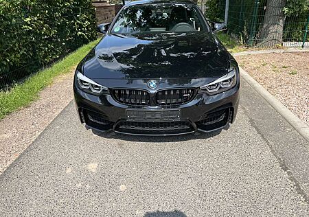 BMW M4 Cabrio DKG Competition