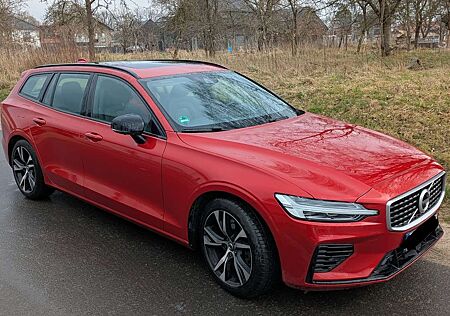 Volvo V60 gebraucht kaufen Volvo V60 T6 AWD R-Design, AHK, Pano, IntelliSafe Pro