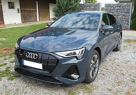 Audi e-tron Sportback Sportback 55 quattro S line