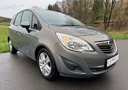 Opel Meriva B Design Edition*2.Hand*Klima*Navi*SHZ