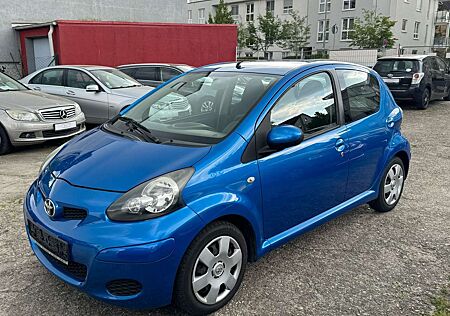 Toyota Aygo 1.0 Cool,Klima,8 X Bereift