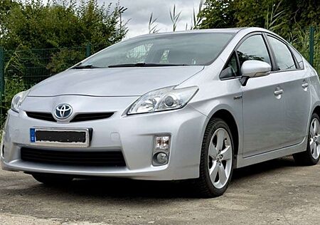 Toyota Prius Prius (Hybrid)