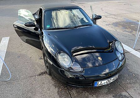 Porsche 996 Carrera 4 Cabriolet, Top Zustand, Motor neu