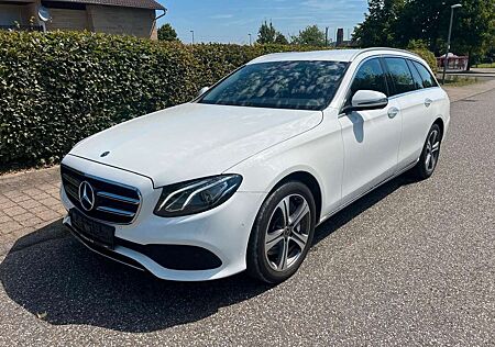 Mercedes-Benz E 350 d W213 E -Klasse T-Modell Avantgarde LED