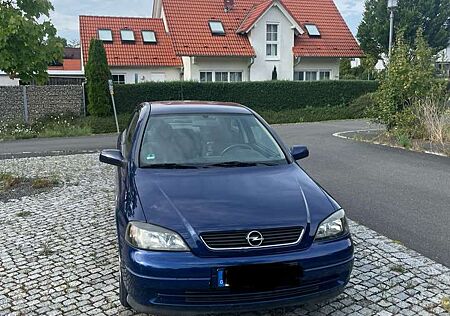 Opel Astra 1.2