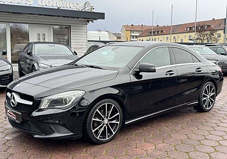 Mercedes-Benz CLA 180 PANO BI-XENON PDC SHZ