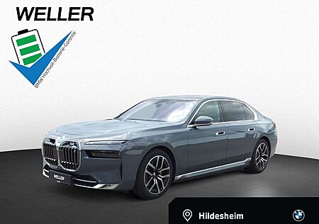 BMW i7 xDrive 60 Kristall ExecutiveLo B&W Inno 20" HUD