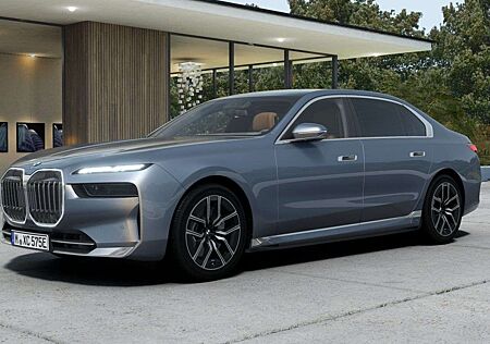 BMW i7 xDrive 60 Kristall ExecutiveLo B&W Inno 20" HUD