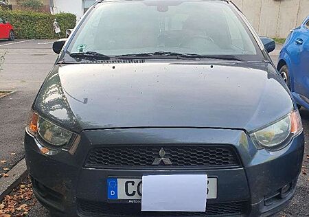 Mitsubishi Colt 5-Türer 1.3 Automatik Invite