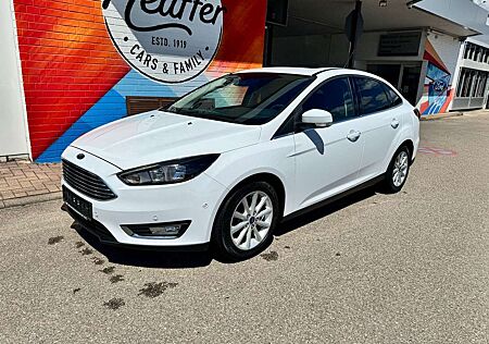 Ford Focus Titanium, Gran Coupe, Stufenheck, BLIS, Schiebedac