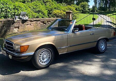 Mercedes-Benz SL 280 R 107