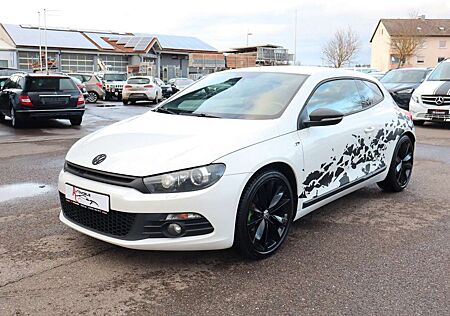 VW Scirocco Volkswagen 2.0 TSI DSG R-Line Exclusiv Kam_Xen_Nav