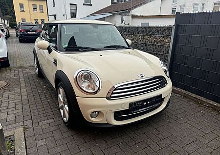 Mini Cooper *AUTOMATIK*PANORAMA*XENON*LESEN*