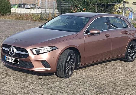 Mercedes-Benz A 250 e 8G-DCT Progressive