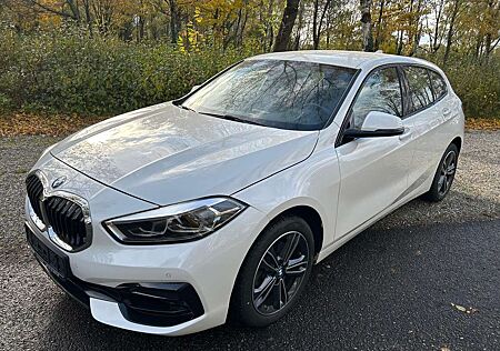 BMW 116i 116 Sport Line+Aut.+LED+Navi+DAB+MFL+PDC