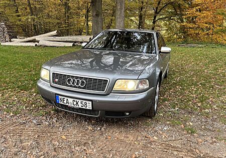 Audi S8 4.2 quattro