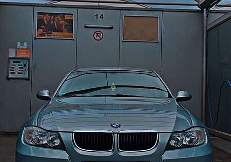 BMW 318i 318