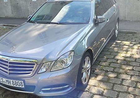 Mercedes-Benz E 200 T CGI BlueEFFICIENCY Automatik Avantgarde