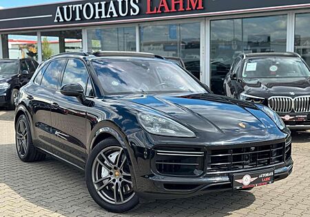 Porsche Cayenne Turbo 4.0 TIPTRONIC*AHK*360°*PANO*KEYLES
