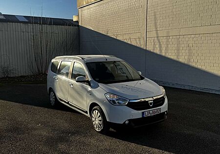 Dacia Lodgy TÜV 03/27 7 Sitze Motor Generalüberholt